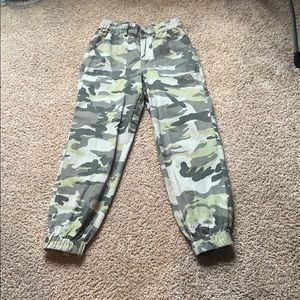 Camo pants